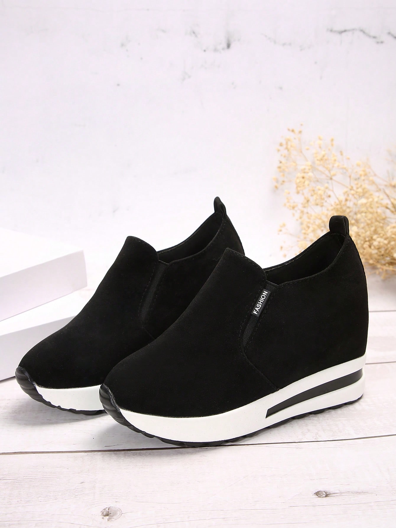 TENIS FEMININO SEM CADARÇO